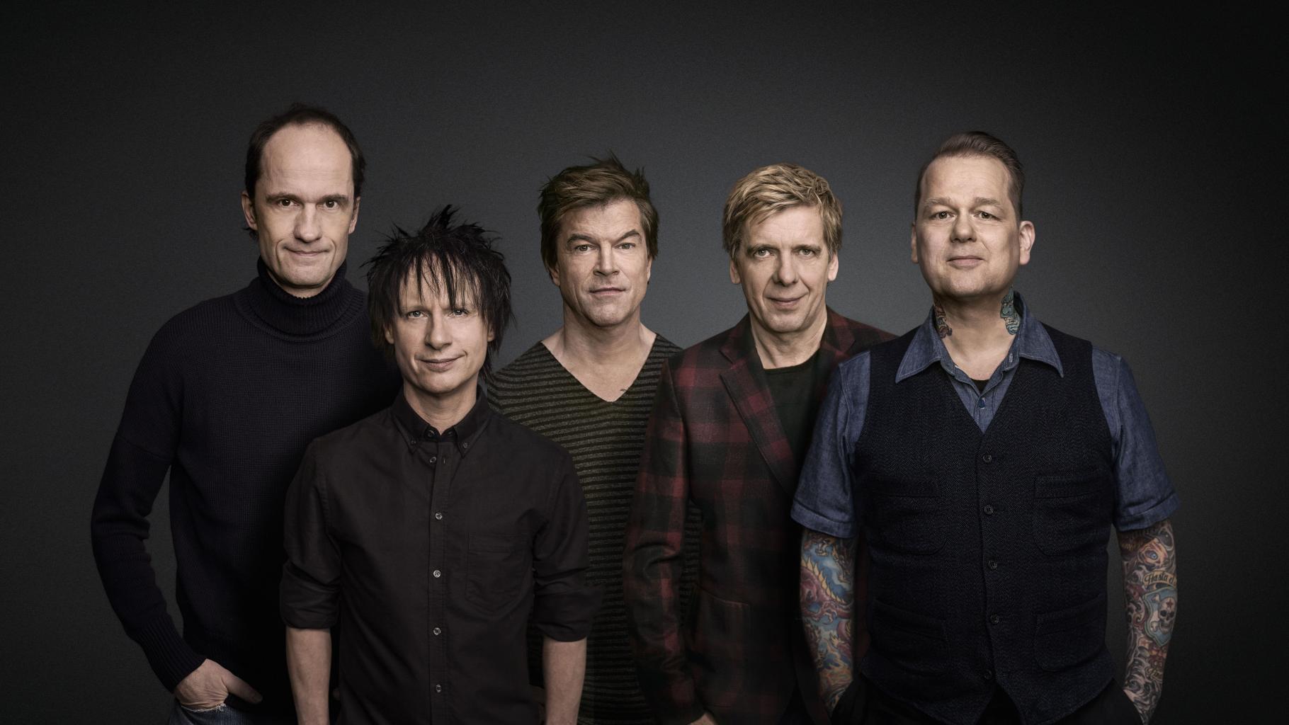 Die Toten Hosen mit Oxfam on tour