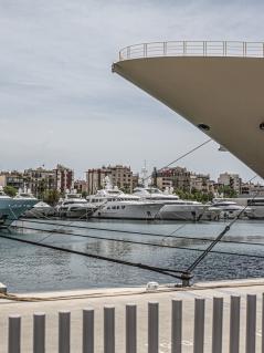 Jachten im Hafen von Barcelona Jachten im Hafen von Barcelona