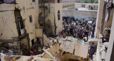 Zerstörung nach Luftangriff in Sanaa im Jemen