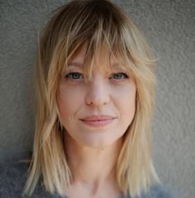 Ein Portraitbild der Schauspielerin Heike Makatsch